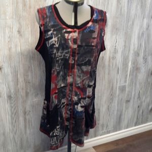 Sleeveless tunic top